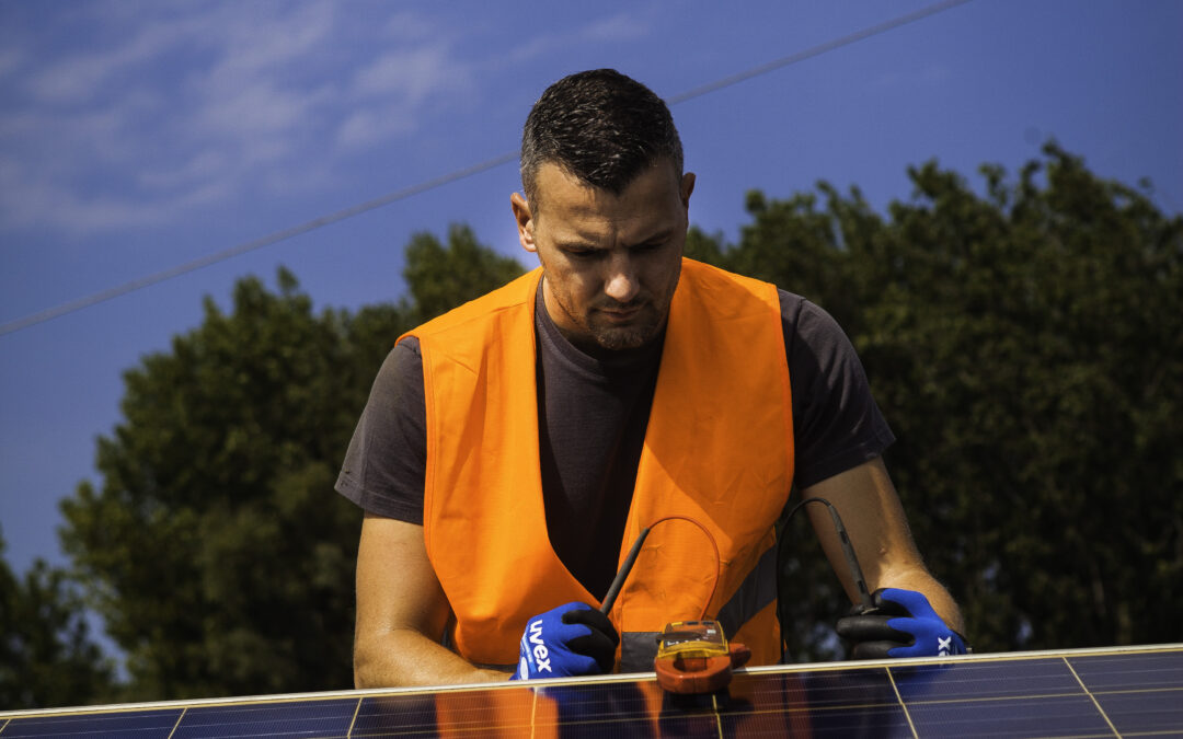 Maintenance et surveillance dans l’industrie solaire